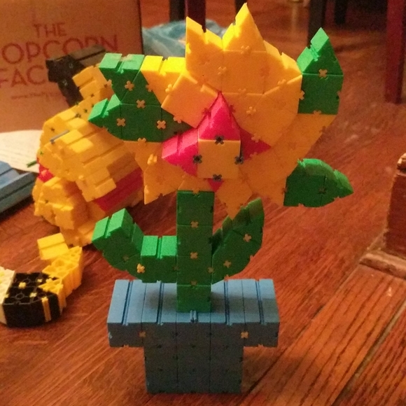 🎉HP🎉 NWT Vintage Mottik toy set & carrying/storage case - Picture 14 of 16